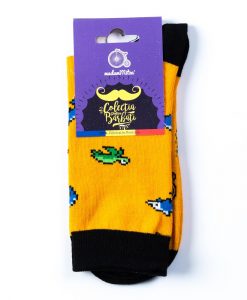 soete cu delfin si testoase pe fond gallben