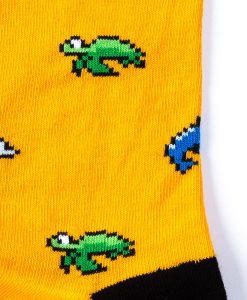 soete cu delfin si testoase pe fond gallben